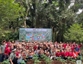Perwakilan dari 18 Negara Melaksanakan Studi Budi Daya Tanaman Kakao di Lampung Timur
